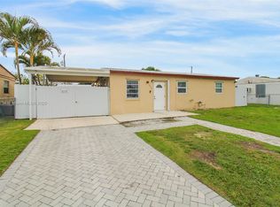 838 NW 1st St, Florida City, FL 33034