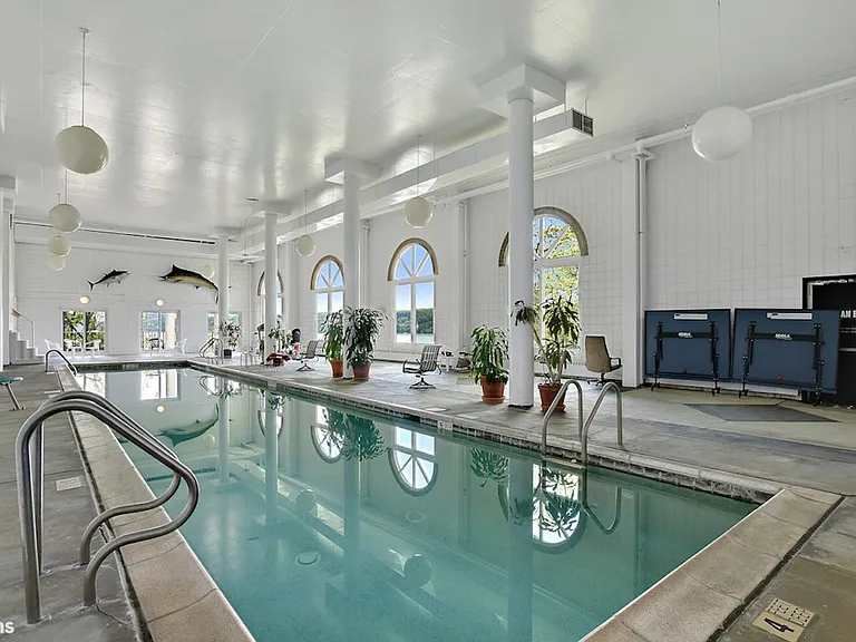2521 Palisade Ave #11B — Photo 14