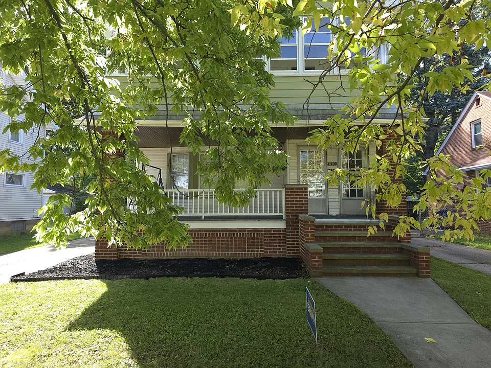 16301 Sedalia Ave #1