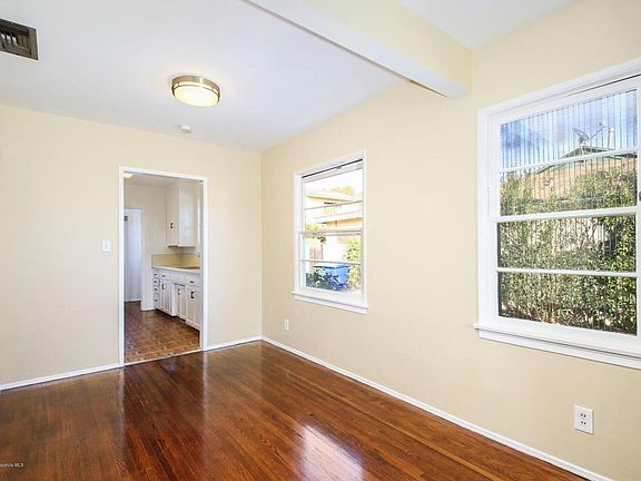 5th image of 11137 Danbury St