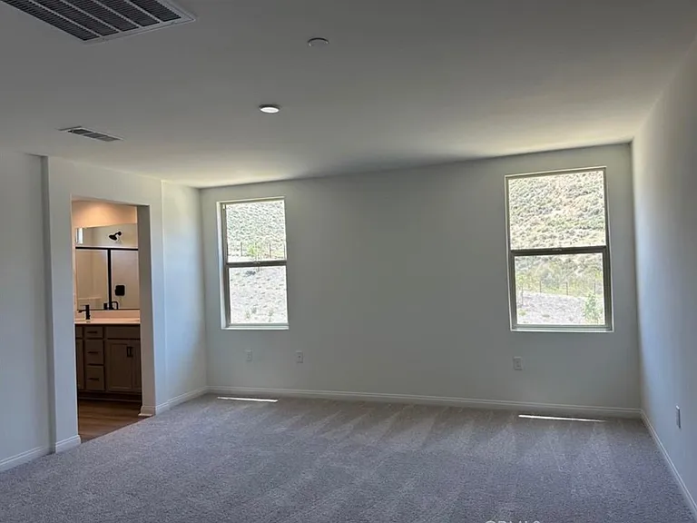8489 Anthony St — Photo 23