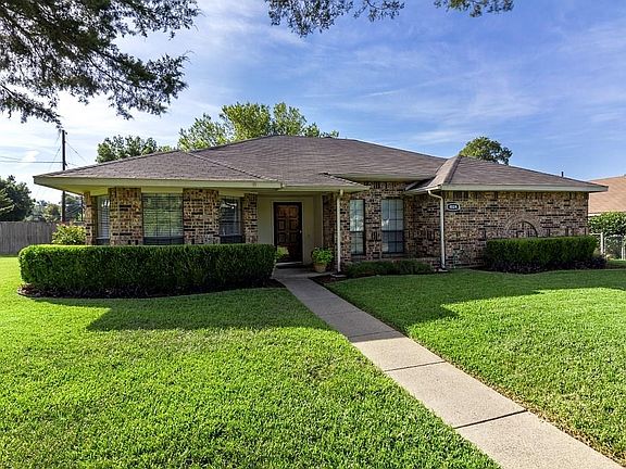 2nd image of 4804 Hovenkamp Dr