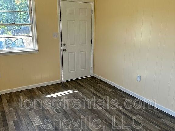 3rd image of 3126 Us Highway 221 S APT 8