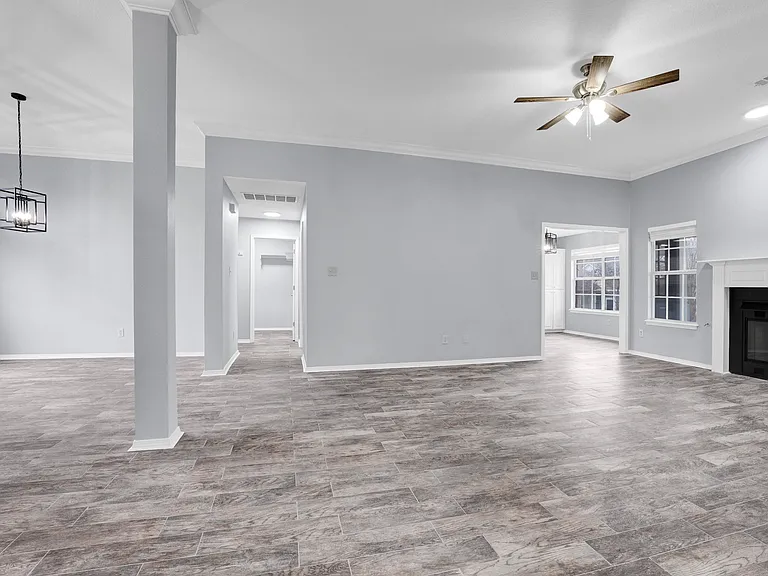 3401 Kinross Dr — Photo 10