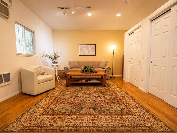 2nd image of 327 Dawn Allan Dr Unit A-jds327a