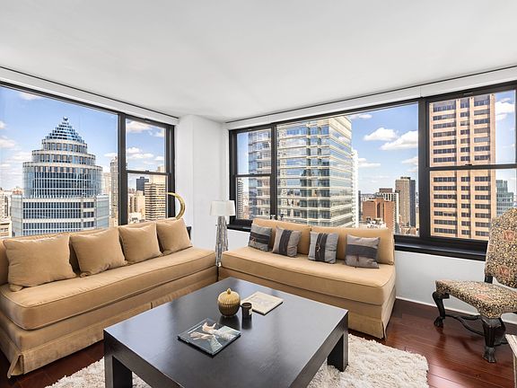 3rd image of 117 E 57th St APT 38H