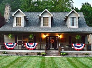 15530 Callahan Rd, Catlettsburg, KY 41129