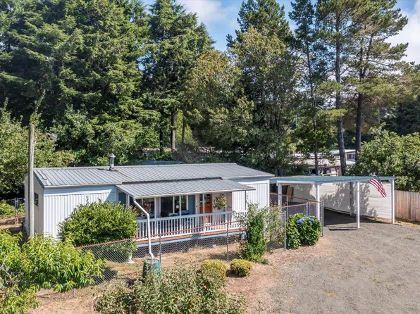 63755 Wallace Rd, Coos Bay, OR 97420
