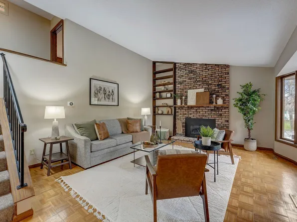 26372 Galen Dr, Wyoming, MN 55092