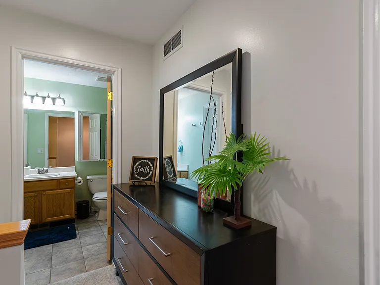 1546 W Compass Point Ln #2 — Photo 25