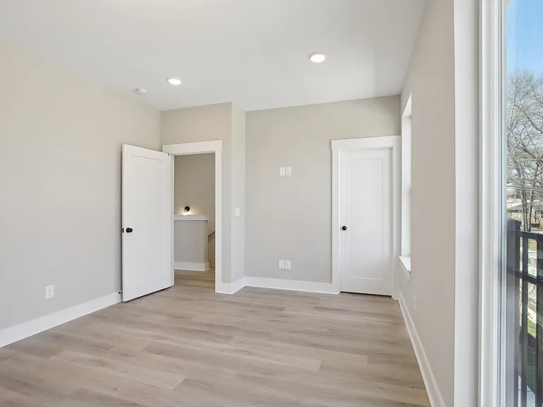 375 Archwood Dr — Photo 28