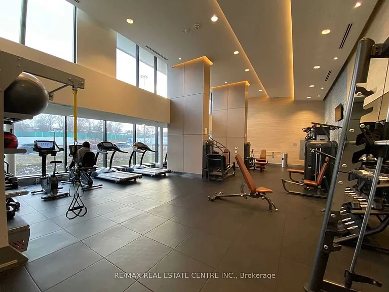115 McMahon Dr #1701 — Photo 22