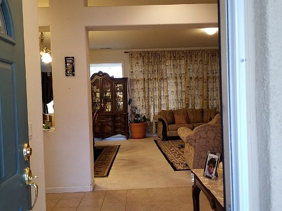 2nd image of 1310 Dortmunder Dr
