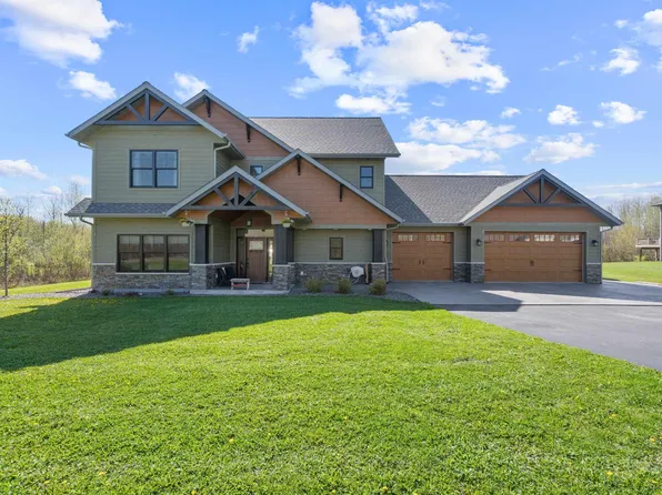5378 Roosevelt Dr, Hermantown, MN 55811