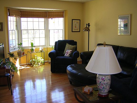 Bright, sunny LR w/hardwood floor