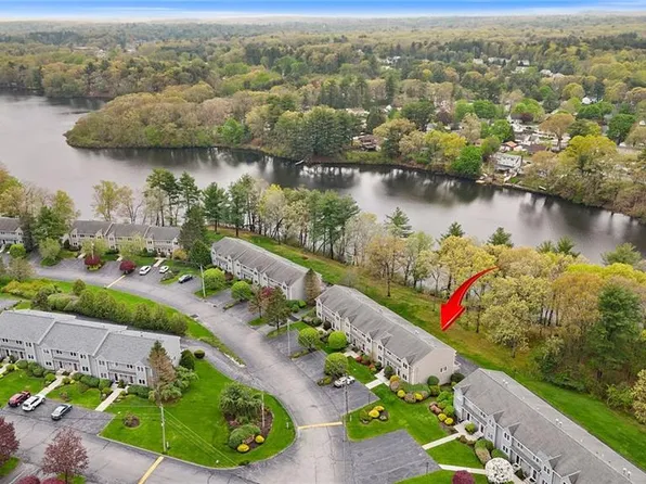 17 Waterview Dr Unit F, Smithfield, RI 02917