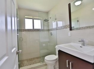 1228 W 80th St, Hialeah, FL 33014