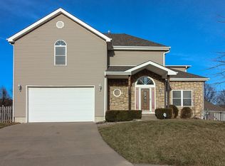 600 SW Benjamin Pl, Lees Summit, MO 64081