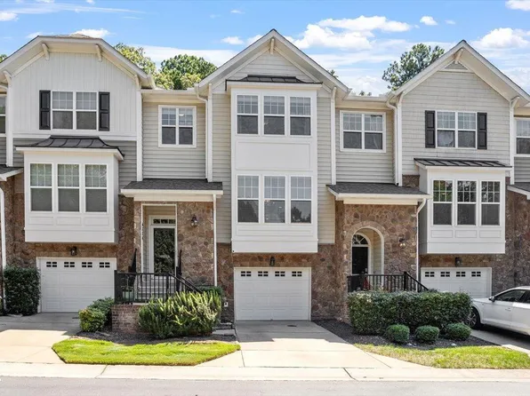 6224 Braidwood Ct, Raleigh, NC 27612