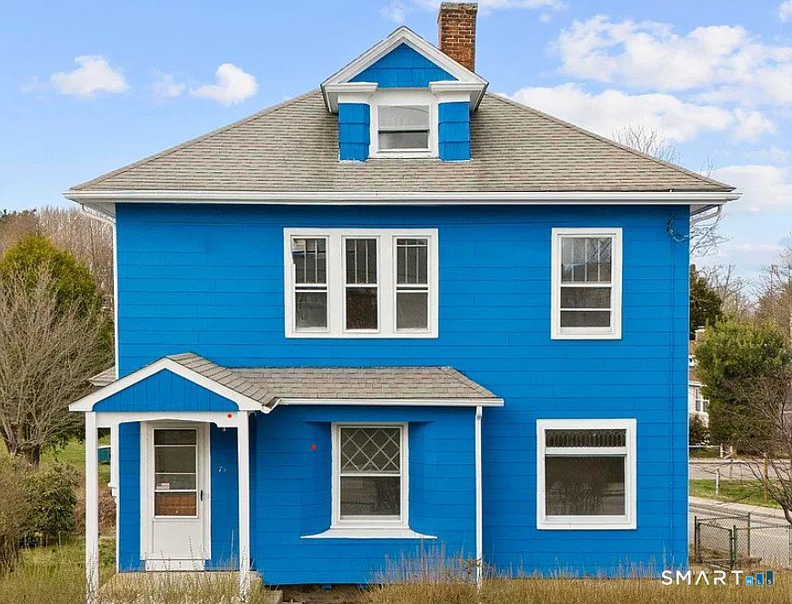 1st image of 75 Willetts Avenue
