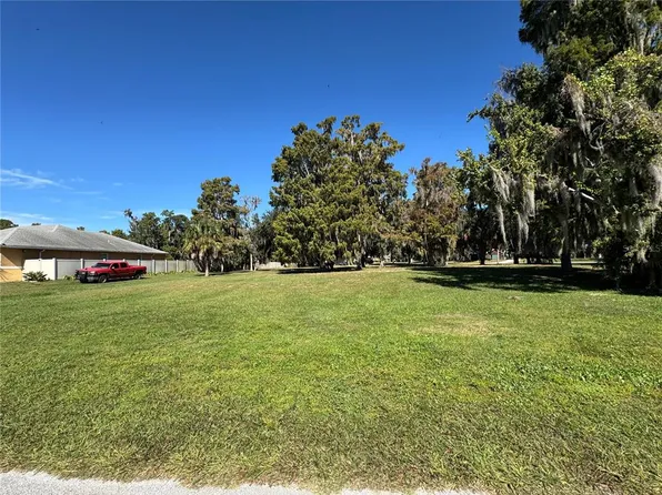 Lake Pierce Dr #44, Lake Wales, FL 33898
