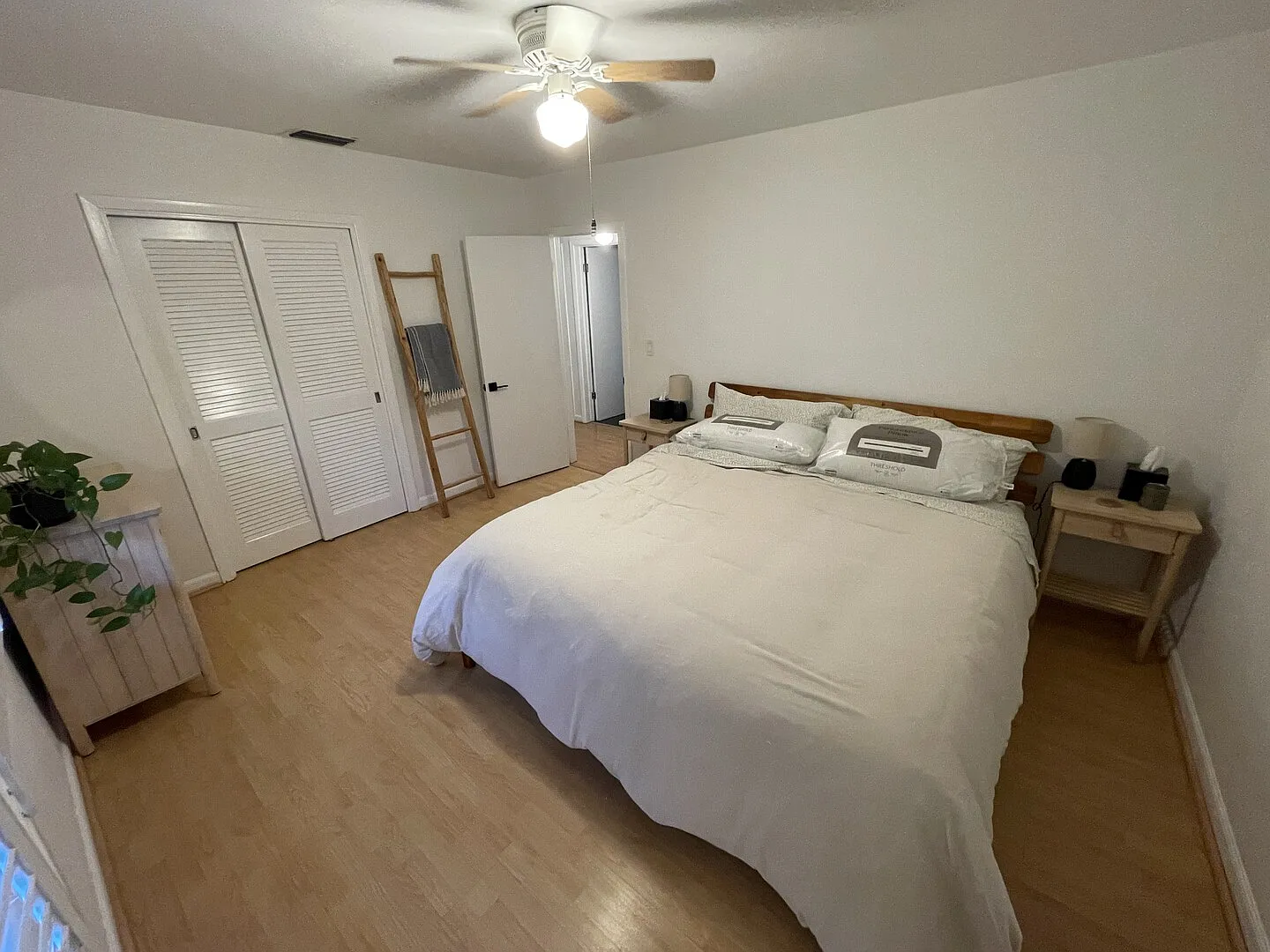 Furnished Single Family Home with Fenced Backyard — Photo 1