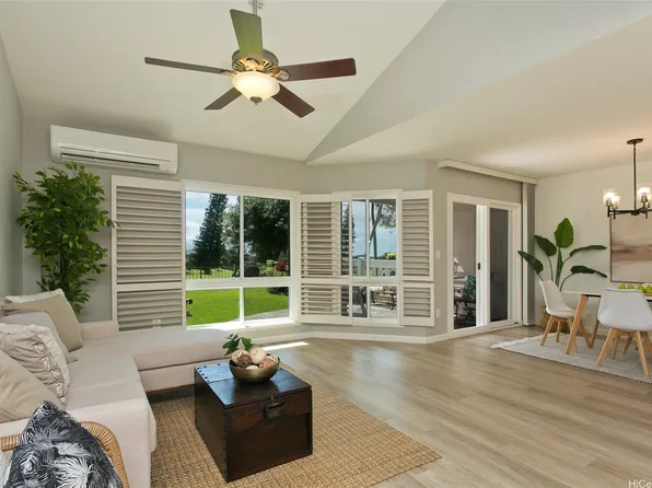 94-760 Lumiauau St #W3, Waipahu, HI 96797