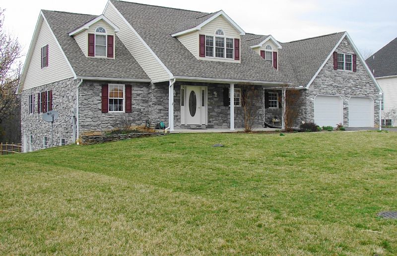 2458 Pikeside Dr, Greencastle, PA 17225 Zillow