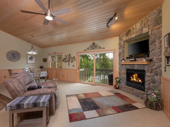 6680 Highway 17 APT 9, Rhinelander, WI 54501