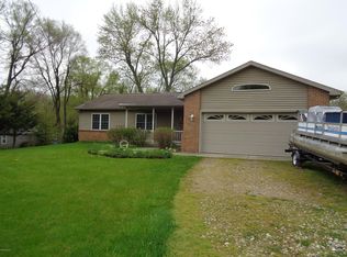 2846 Lake Ave, Osseo, MI 49266