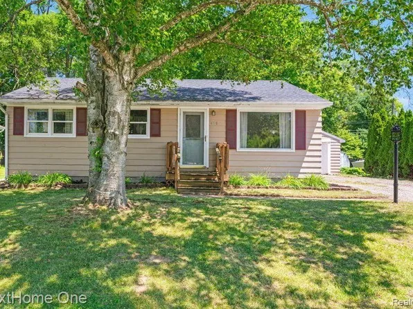 418 N Howard, Webberville, MI 48892