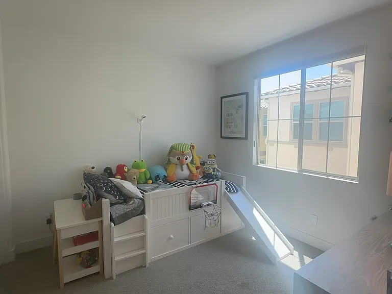 680 Edward Scholle Dr — Photo 22