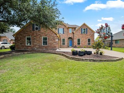 327 Village Trl, Trophy Club, TX, 76262