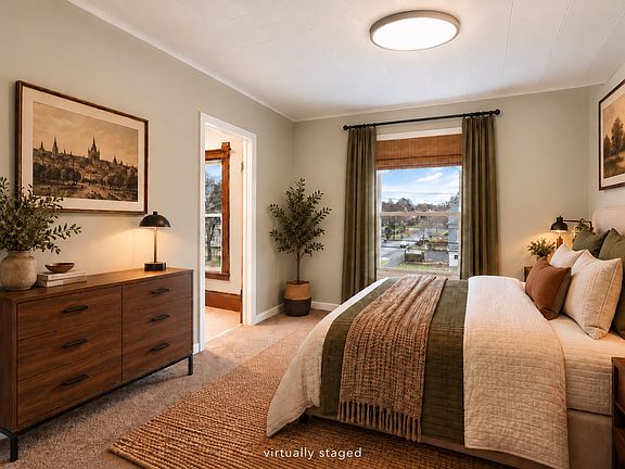 3rd image of 313 Tompkins St APT 2