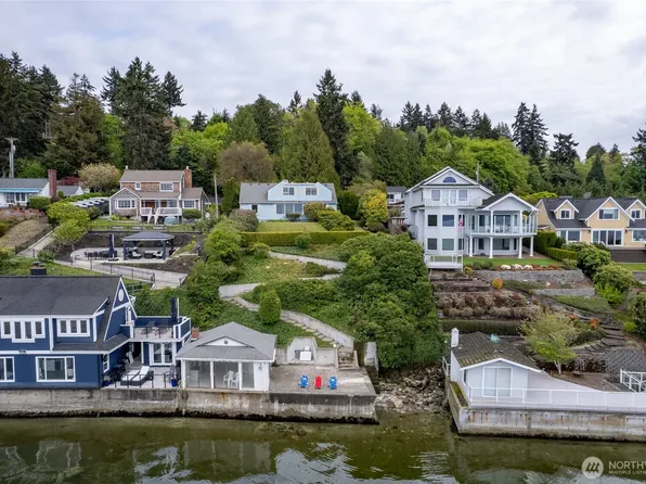 5498 Hyada Boulevard NE, Tacoma, WA 98422