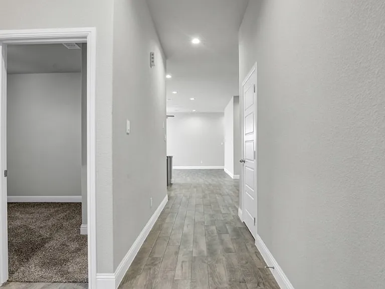 1717 Sparrow St — Photo 12