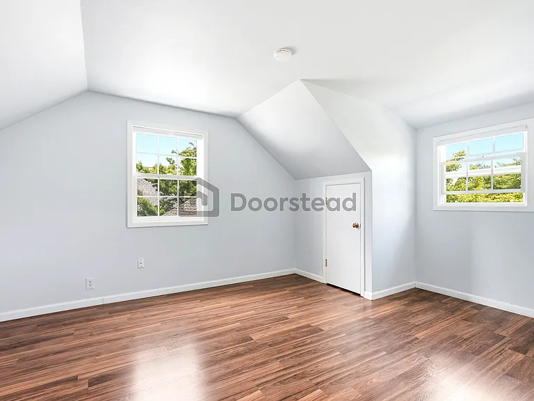 191 Pickwick Dr — Photo 21