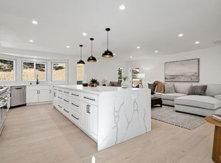 700 Coney Ct, Santa Rosa, CA 95409