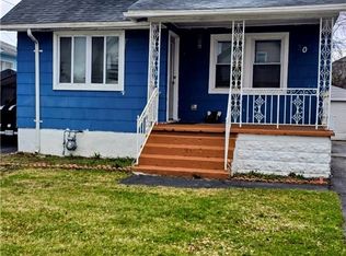 30 Jackson Ave, Lackawanna, NY 14218