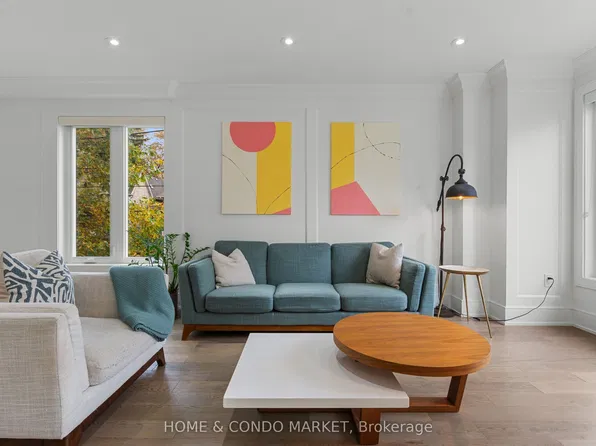 90 Gort Ave, Toronto, ON M8W 3Y5