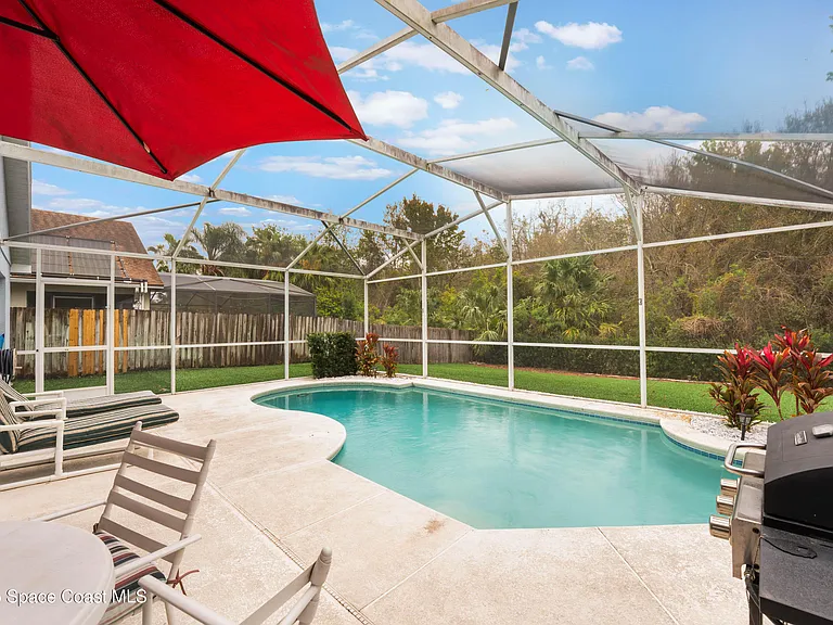 Eagle Peak Dr — Photo 18
