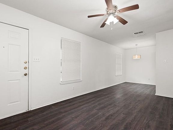 4th image of 402 Gastel Cir APT 10