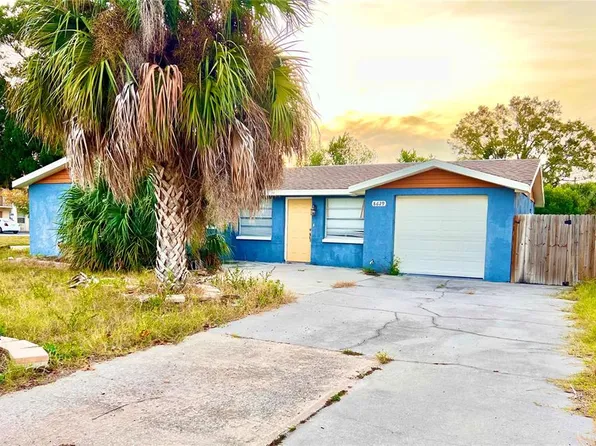 8629 Velvet Dr, Port Richey, FL 34668