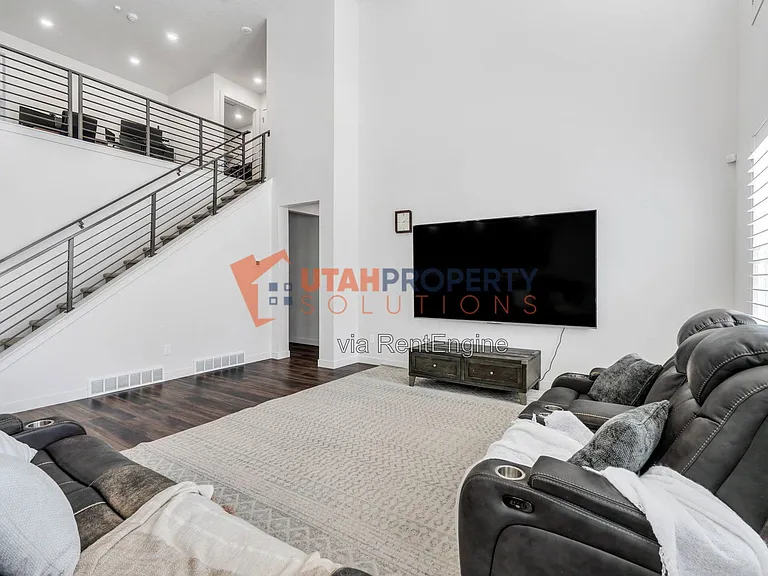 213 W Prickly Pear Dr — Photo 7