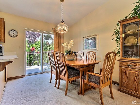 4th image of 7515 194th Street Ct E