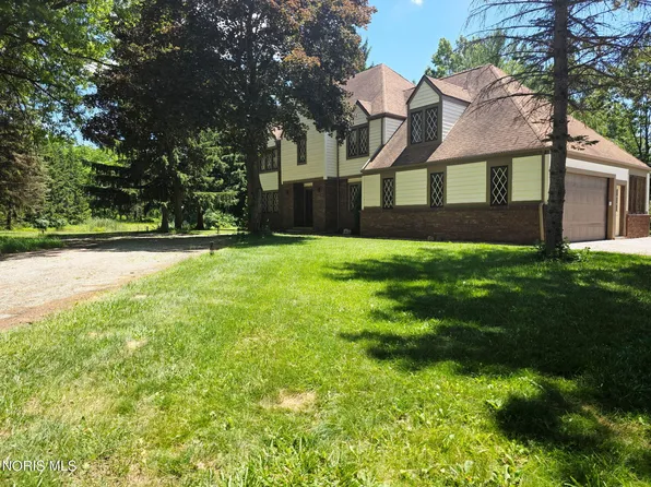 26430 Hull Prairie Rd, Perrysburg, OH 43551