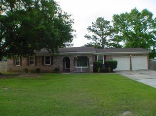 8468 Deerwood Dr, North Charleston, SC 29406