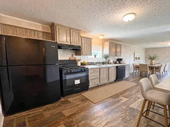 1325 N Arthur Burch Dr #B01, Bourbonnais, IL 60914