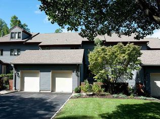 137 Fisher Rd, Mahwah, NJ 07430