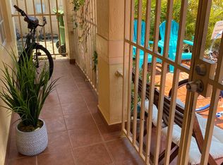 3550 W 71st Ter, Hialeah, FL 33018